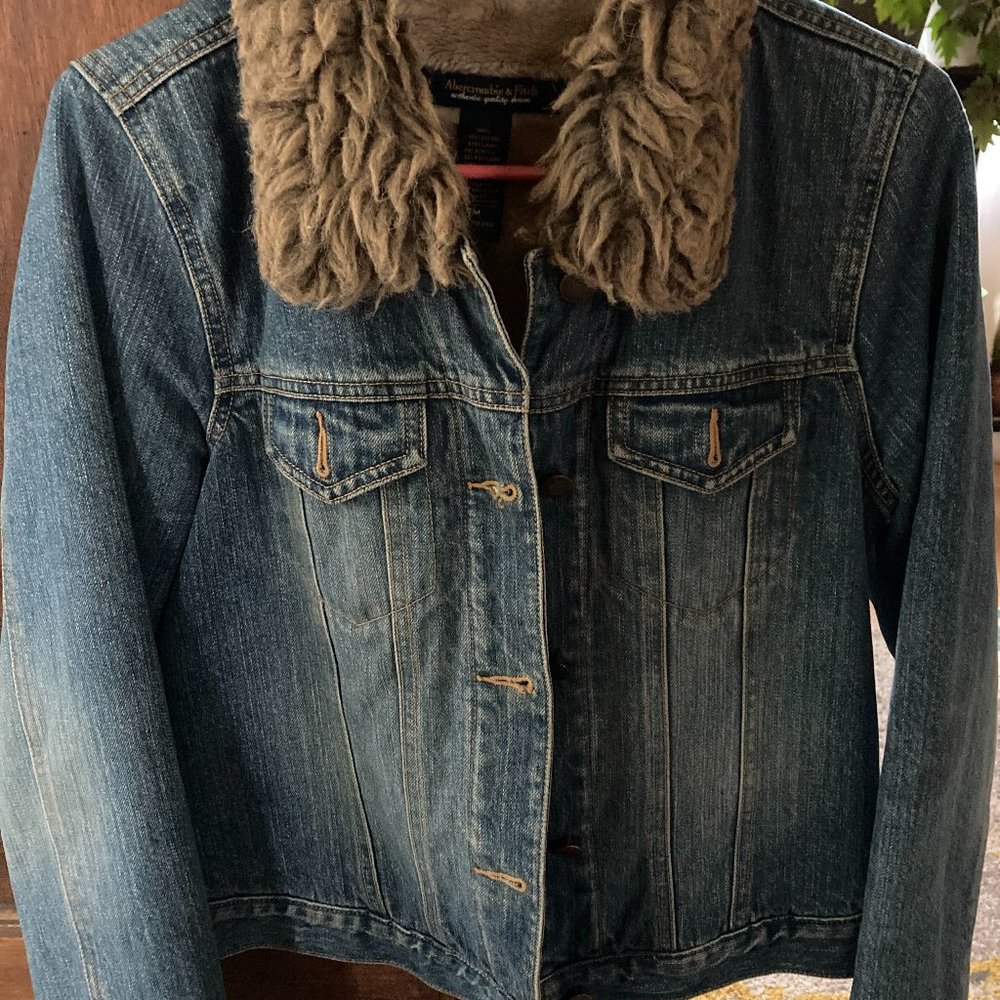 Abercrombie & Fitch Fur-lined Jean Jacket